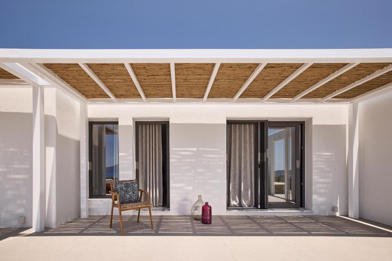 Dot Milos Adamantas  Exterior foto
